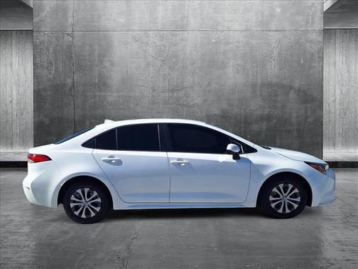 2020 Toyota Corolla Hybrid LE