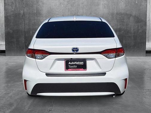 2020 Toyota Corolla Hybrid LE