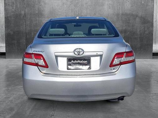 2010 Toyota Camry LE
