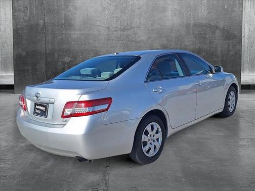 2010 Toyota Camry LE