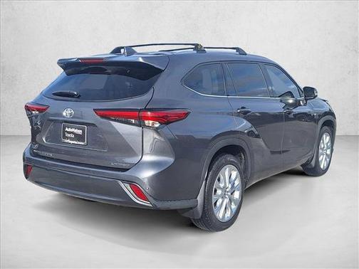 2022 Toyota Highlander Limited