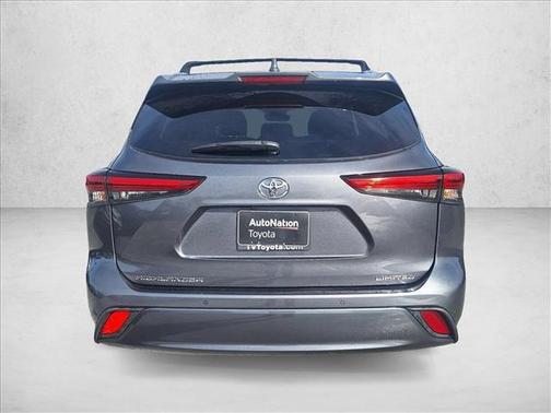 2022 Toyota Highlander Limited