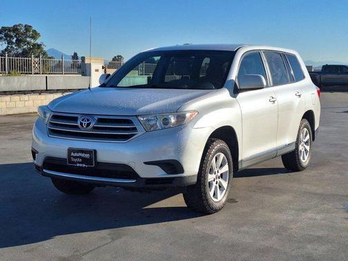 2012 Toyota Highlander SE
