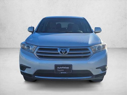 2012 Toyota Highlander SE