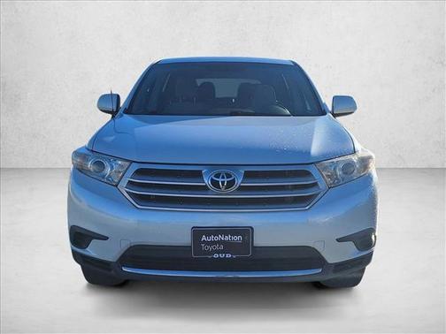 2012 Toyota Highlander SE