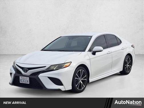 2019 Toyota Camry SE