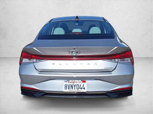 2021 Hyundai ELANTRA Limited