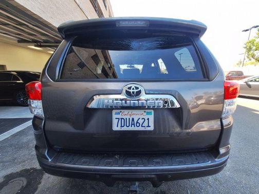Magnetic Gray Metallic 2010 Toyota 4Runner SR5