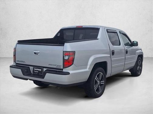 Alabaster Silver Metallic 2013 Honda Ridgeline Sport