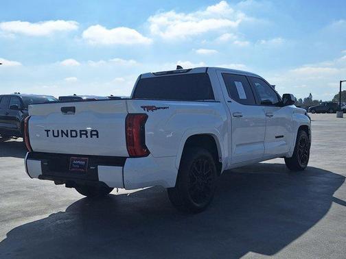 2022 Toyota Tundra SR5