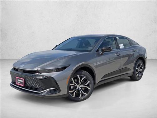 2026 Toyota Crown XLE