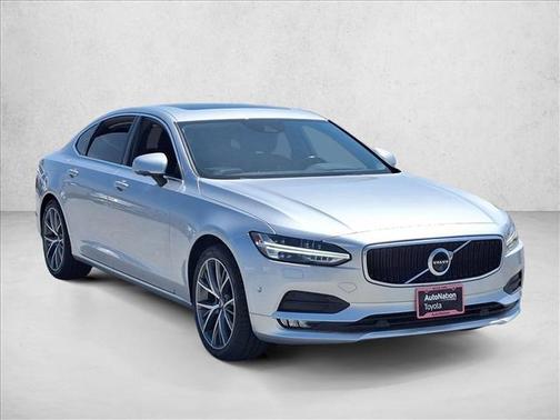 Silver/Gray 2018 Volvo S90 T5 Momentum