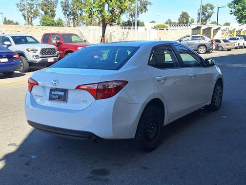 2018 Toyota Corolla LE