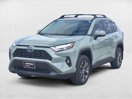 2022 Toyota RAV4 Hybrid XLE Premium