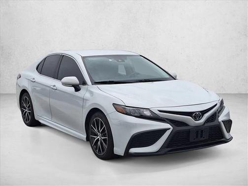 Ice Edge 2023 Toyota Camry SE