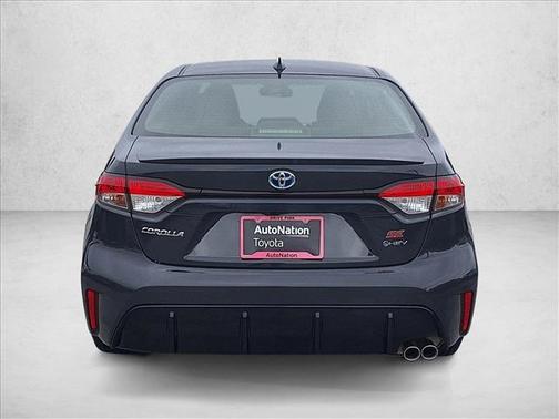 2025 Toyota Corolla Hybrid SE