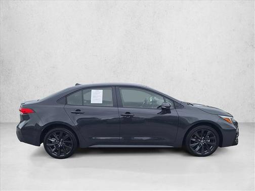 2025 Toyota Corolla Hybrid SE
