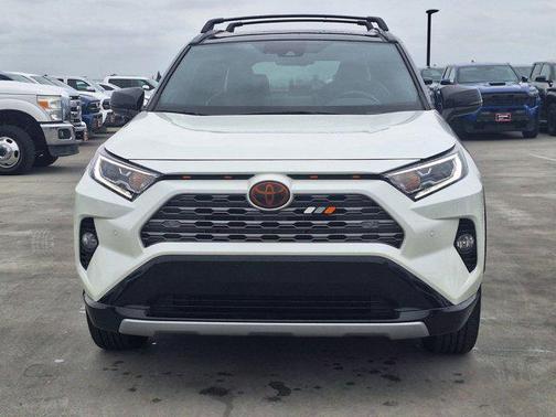 2021 Toyota RAV4 Hybrid SE