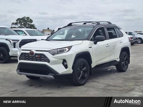 2021 Toyota RAV4 Hybrid SE