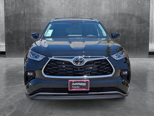2025 Toyota Highlander Hybrid Limited