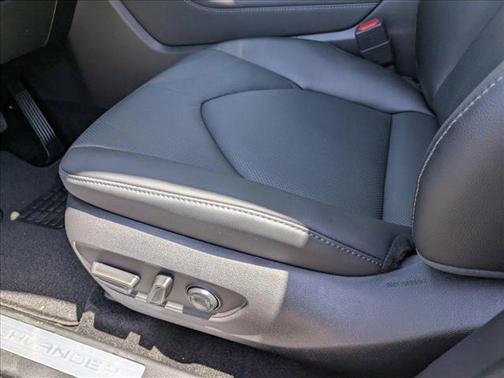 2025 Toyota Highlander Hybrid Limited