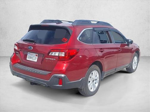 2018 Subaru Outback 2.5i Premium