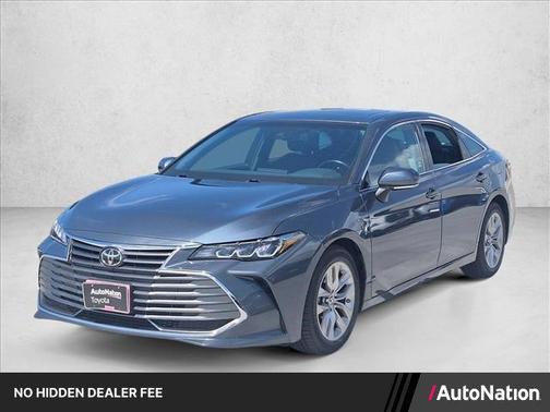 Harbor Gray Metallic 2019 Toyota Avalon XLE
