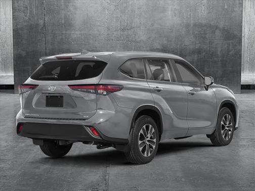 2025 Toyota Highlander XLE