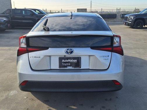2022 Toyota Prius XLE