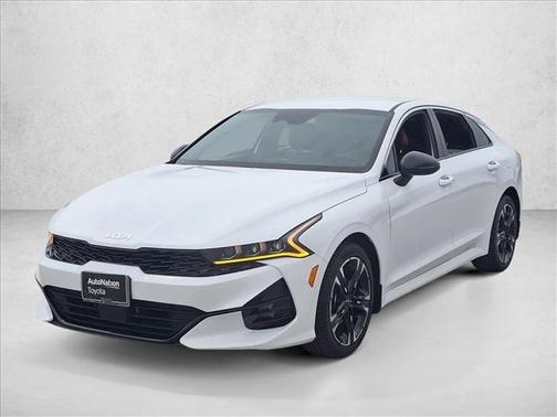 Glacial White Pearl 2024 Kia K5 GT-Line