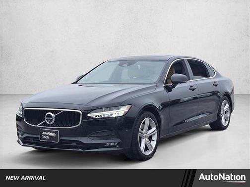 2018 Volvo S90 T5 Momentum