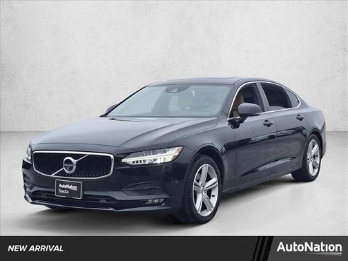 2018 Volvo S90 T5 Momentum