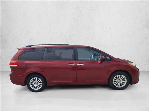 Salsa Red Pearl 2012 Toyota Sienna XLE