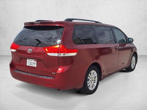 Salsa Red Pearl 2012 Toyota Sienna XLE