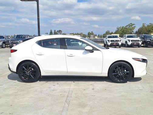 2022 Mazda Mazda3 AWD w/Premium Package