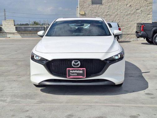 2022 Mazda Mazda3 AWD w/Premium Package