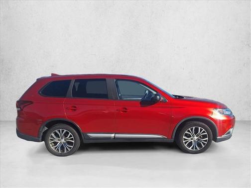 2017 Mitsubishi Outlander ES