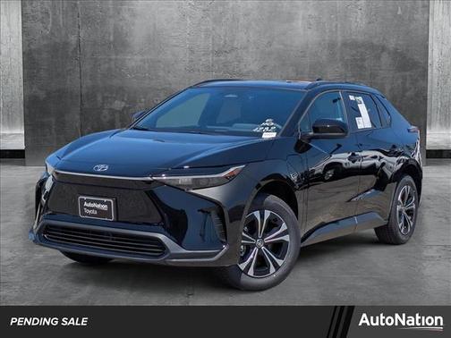 2025 Toyota bZ4X XLE