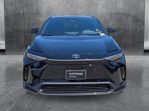 2025 Toyota bZ4X XLE