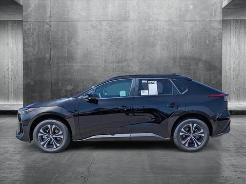 2025 Toyota bZ4X XLE