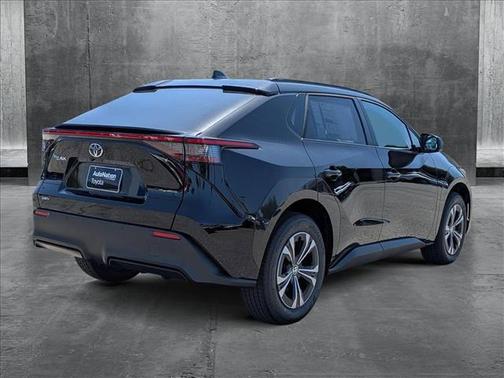 2025 Toyota bZ4X XLE