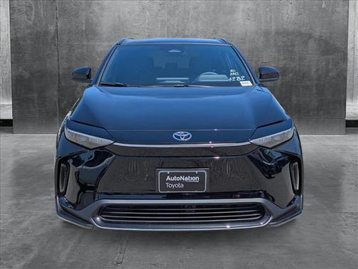 2025 Toyota bZ4X XLE