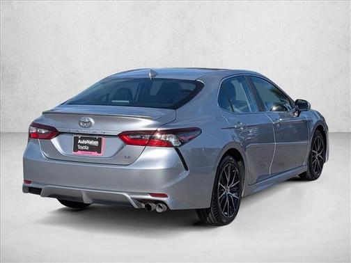 Celestial Silver Metallic 2024 Toyota Camry SE