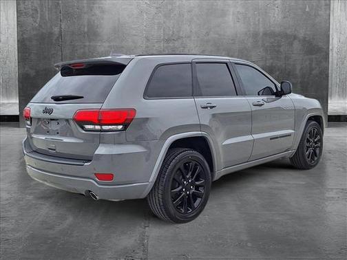 2021 Jeep Grand Cherokee Laredo