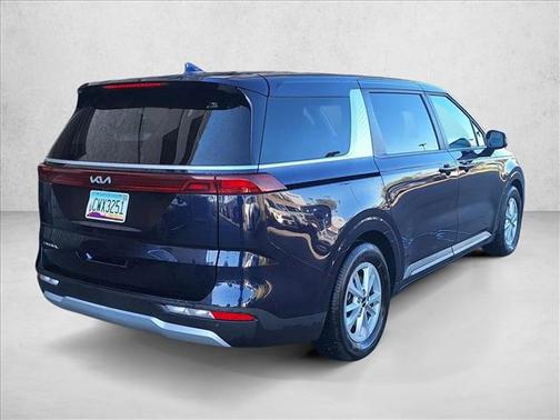 Deep Chroma Blue 2024 Kia Carnival LX
