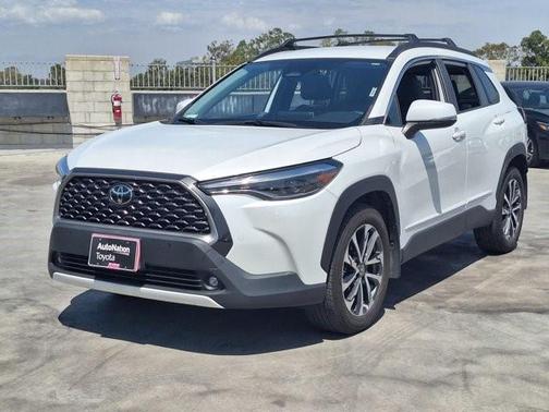 2023 Toyota Corolla Cross XLE
