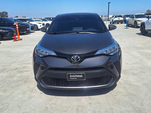 Black 2021 Toyota C-HR XLE