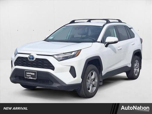 2024 Toyota RAV4 Hybrid LE
