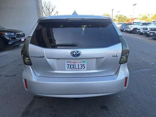 2014 Toyota Prius v Two