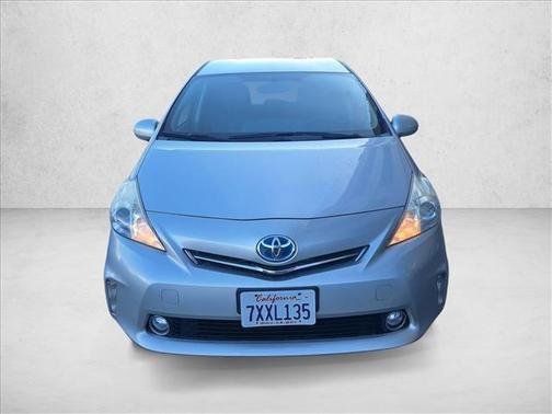 2014 Toyota Prius v Two